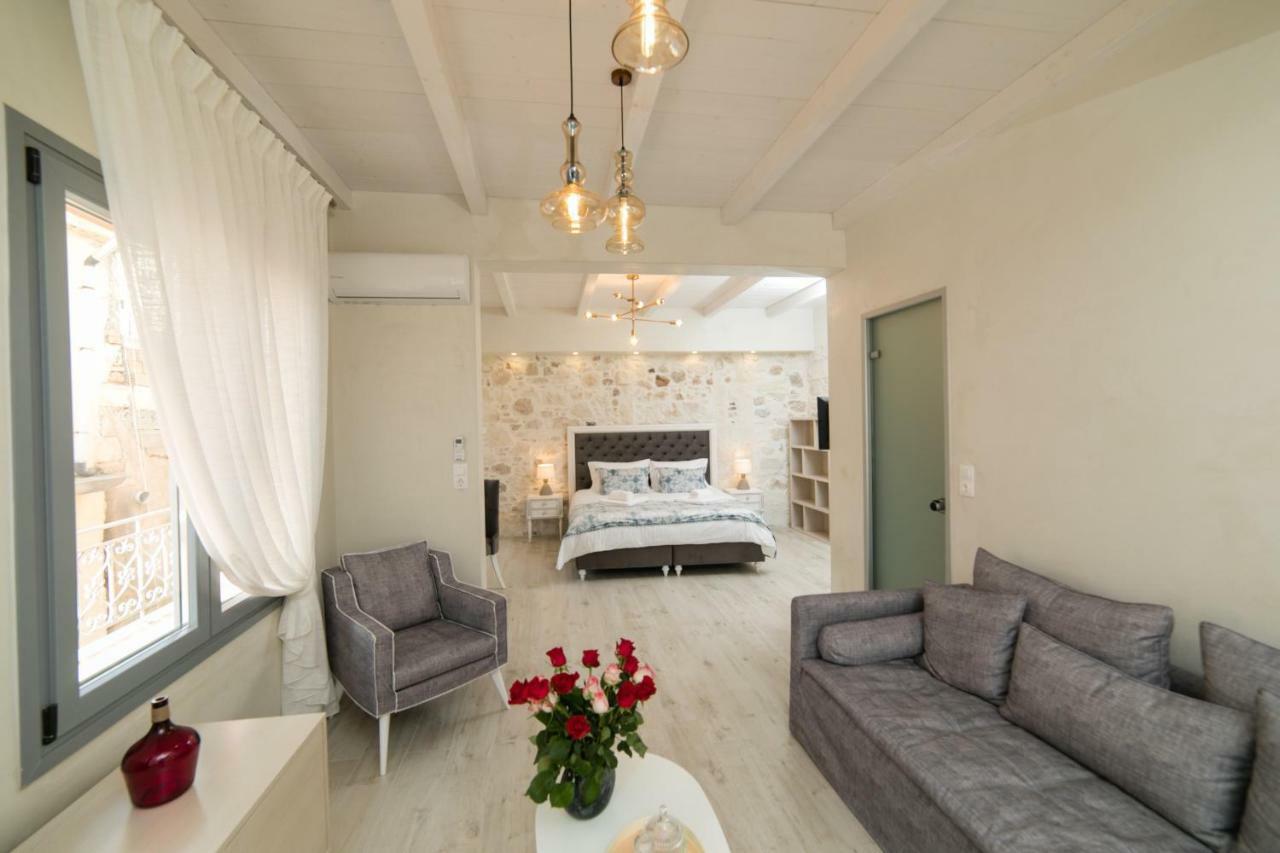 Jacuzzi Suite In The Heart Of Oldtown Resmo Dış mekan fotoğraf